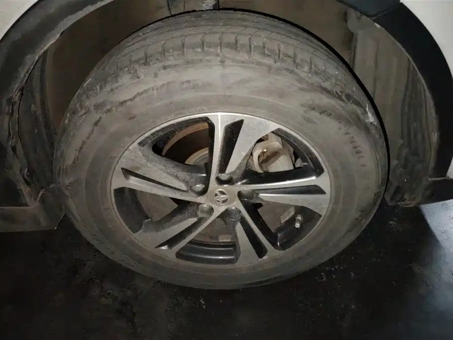 Toyota RAV4 Rongfang