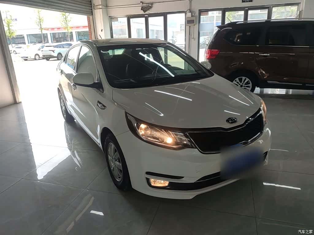 Kia K2, 2016 4