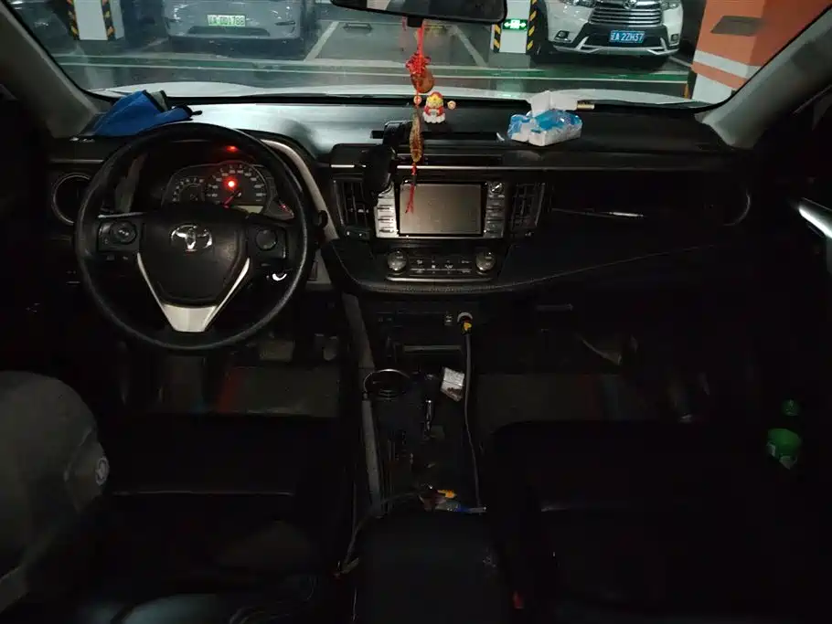 Toyota RAV4 Rongfang
