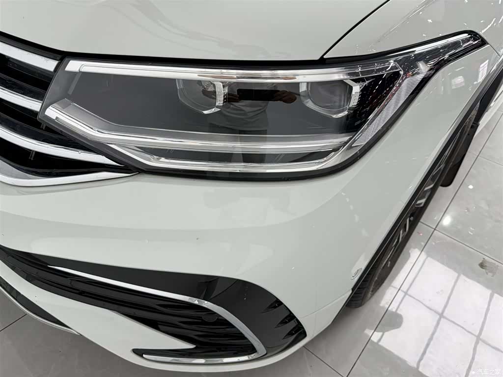 Volkswagen Tiguan L, 2023 все фото