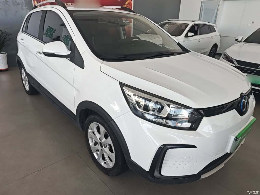 BAIC EC5, 2021 4