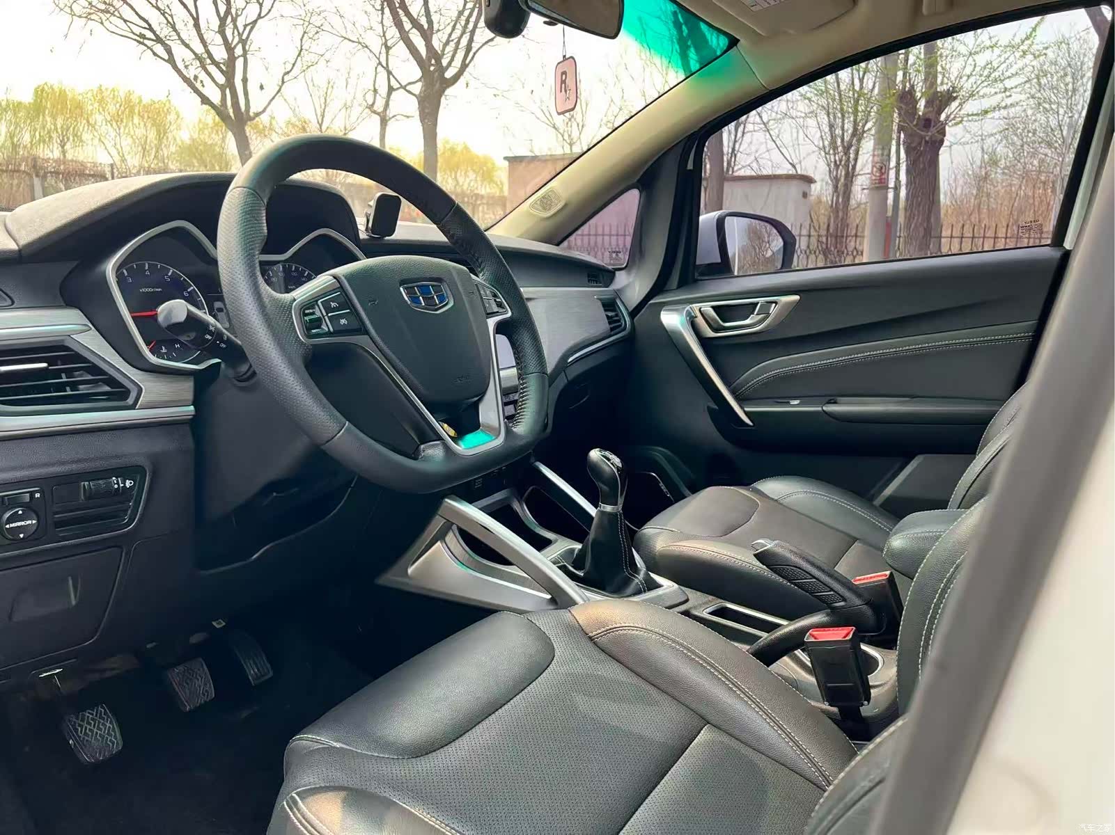 Geely X3, 2018 10