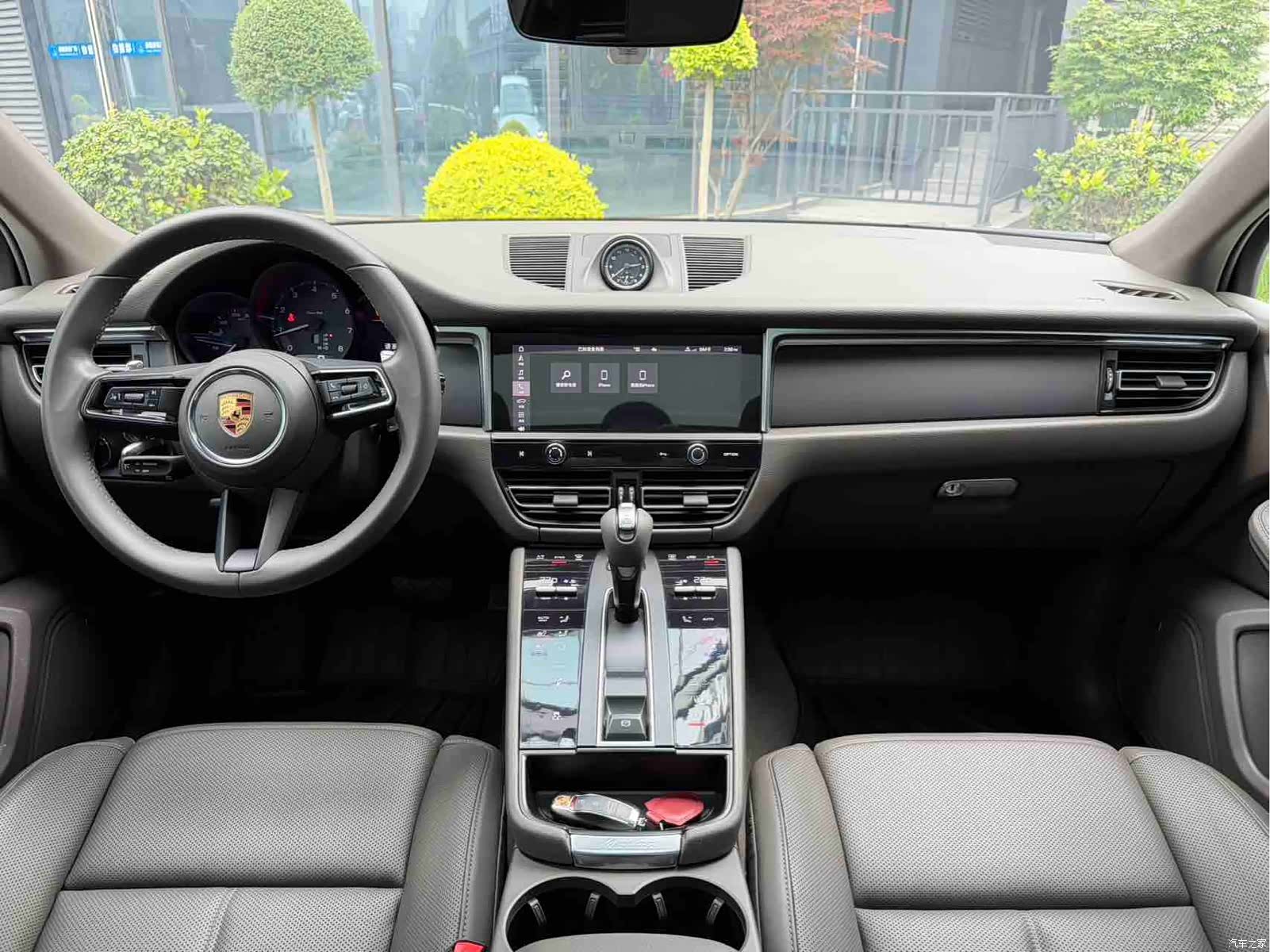 Porsche Macan, 2022 8
