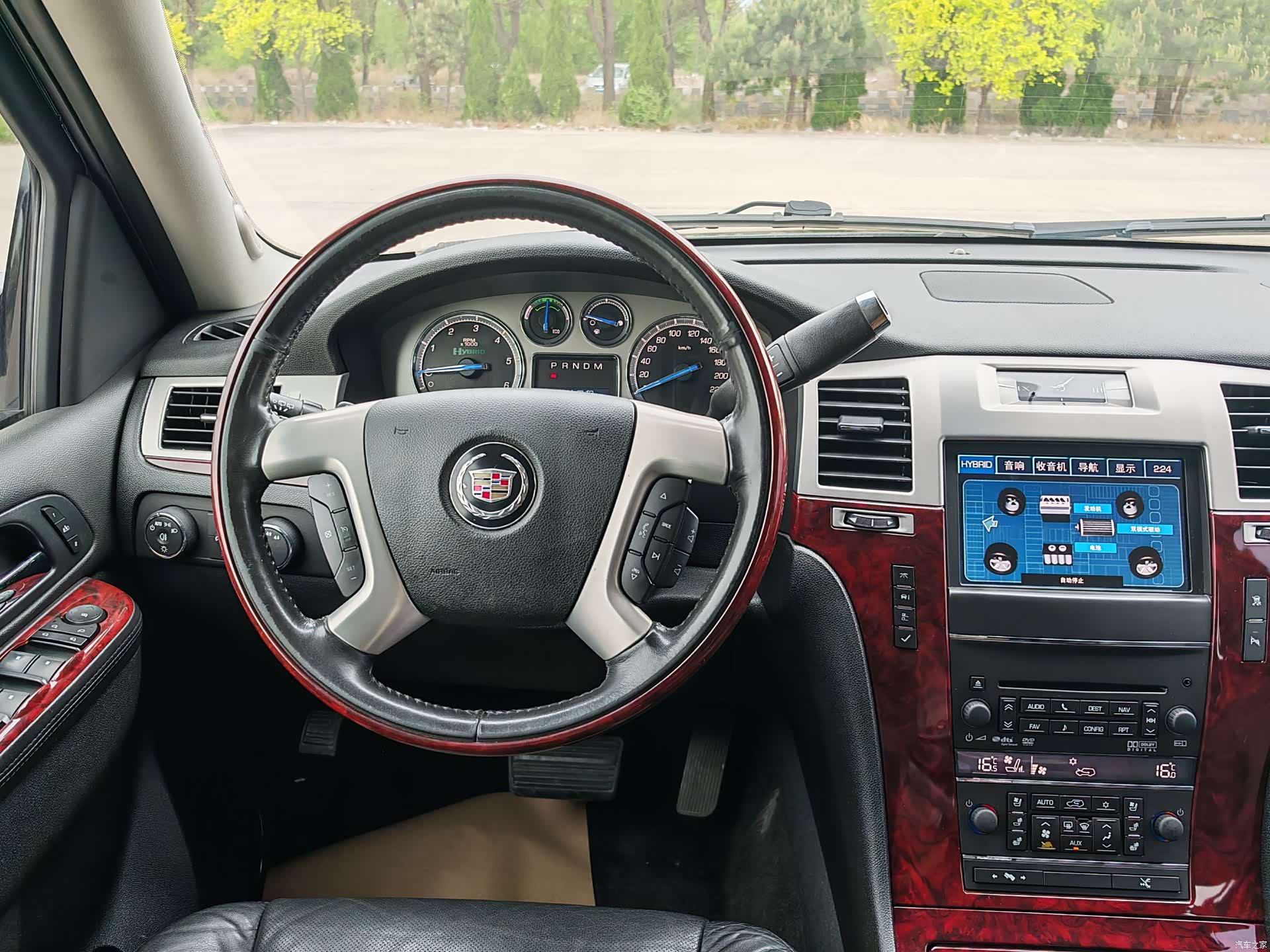 Cadillac Escalade, 2011 14