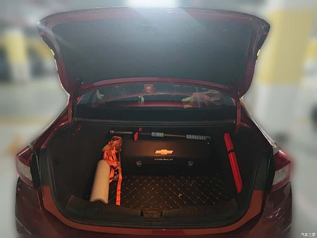 Chevrolet 320, 2018 16