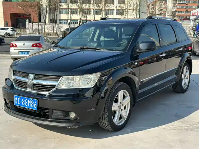 Dodge Kuwei 2011 — купить из Китая под заказ