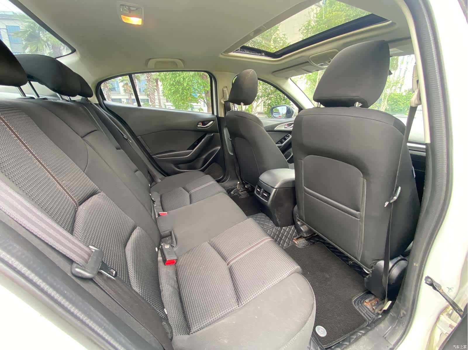 Mazda Mazda3, 2019 13
