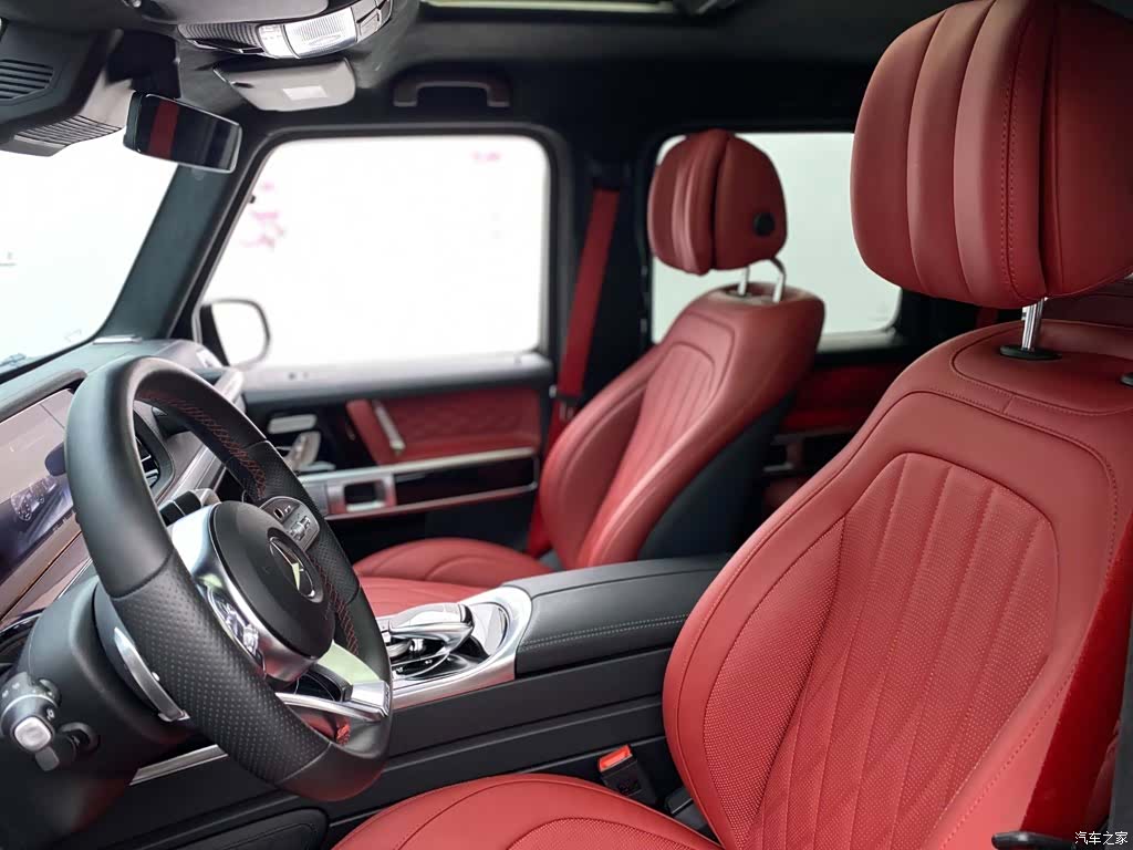 Mercedes-Benz G-Class, 2024 28