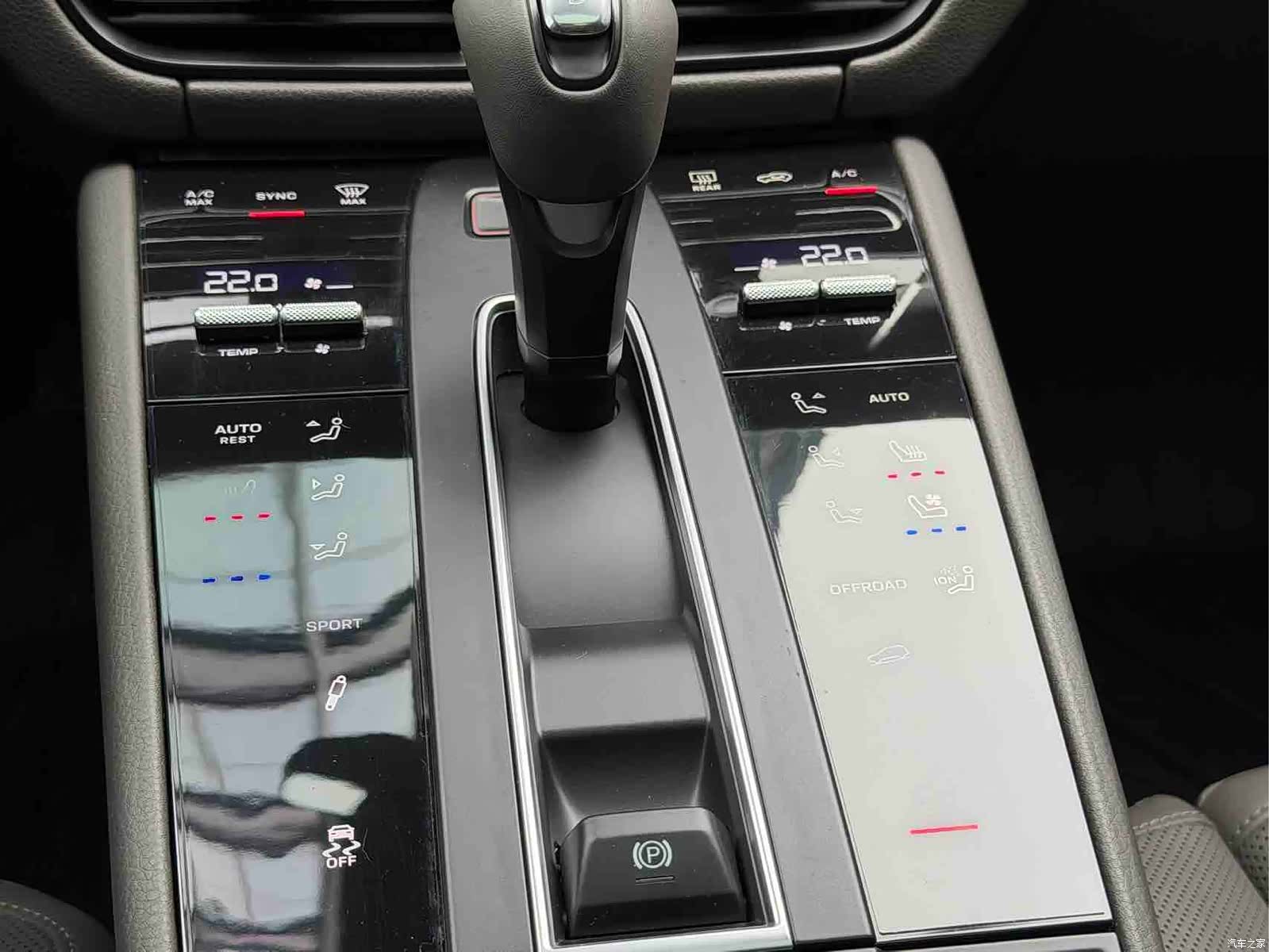 Porsche Macan, 2022 9