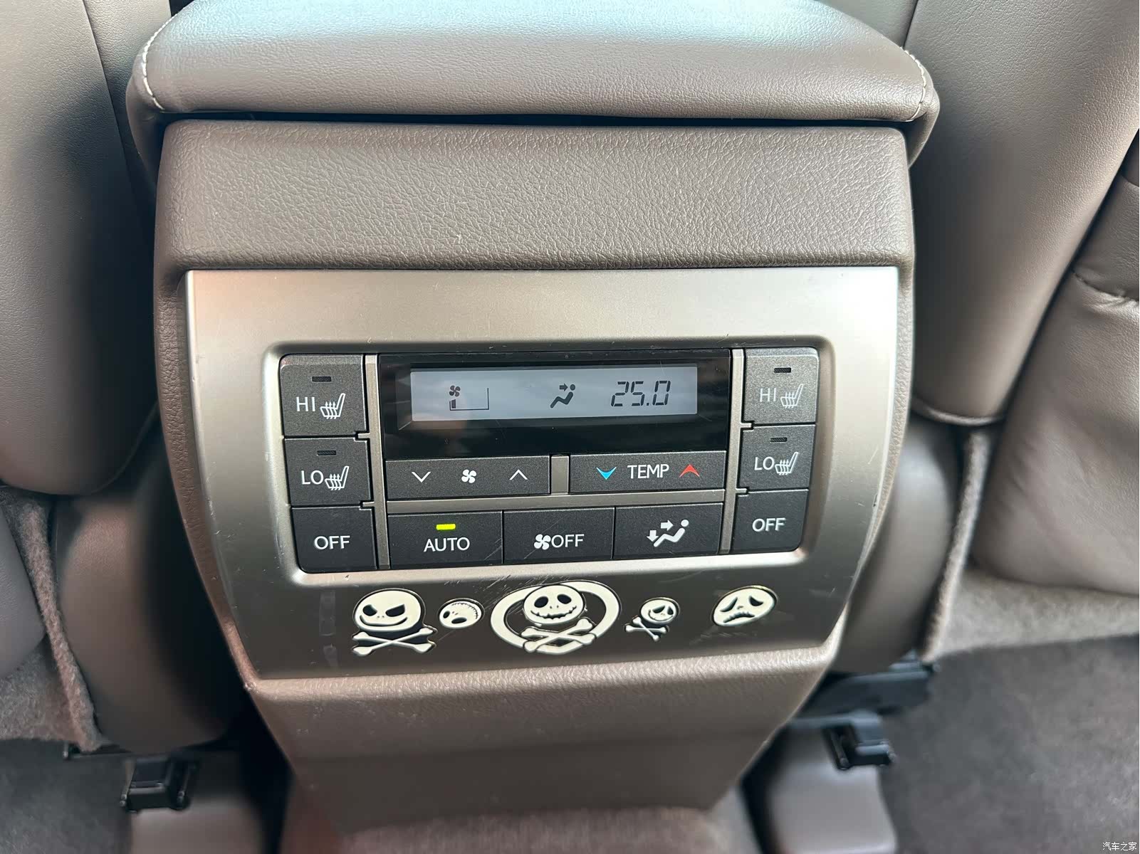 Lexus GX, 2013 46