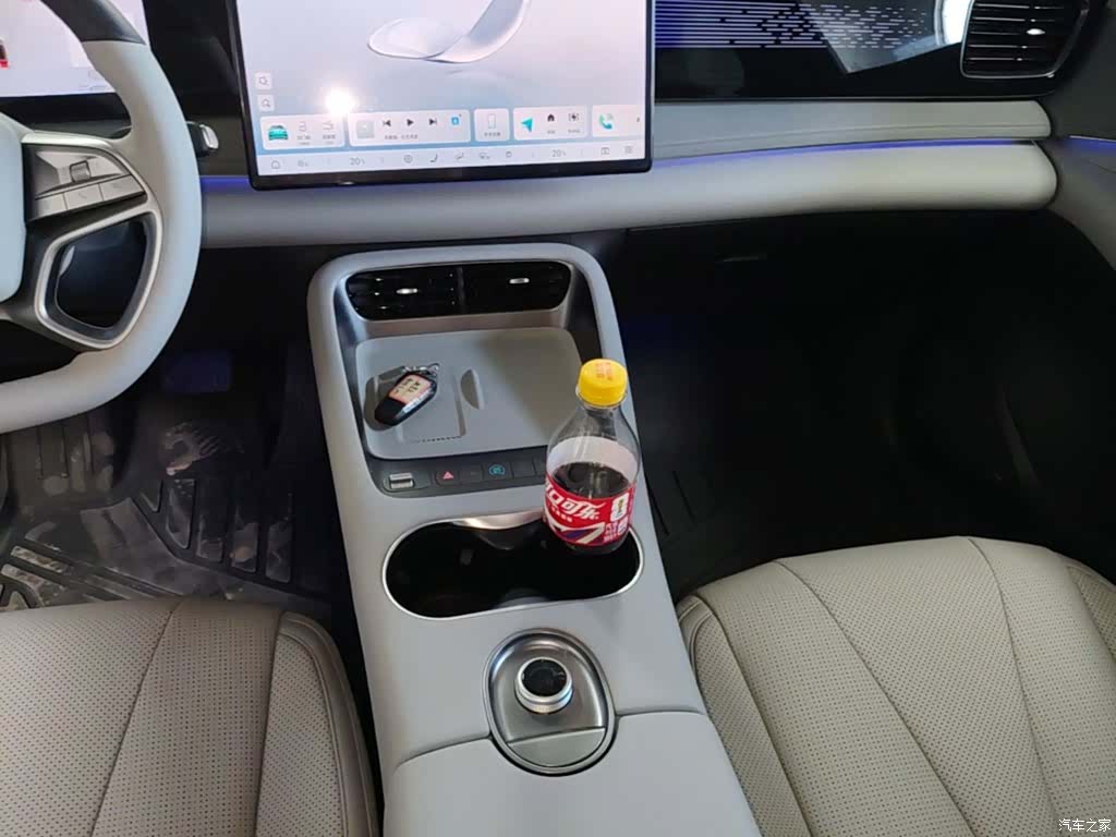 BYD HiAce, 2025 14