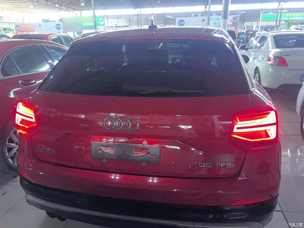 Audi Q2L, 2019 6