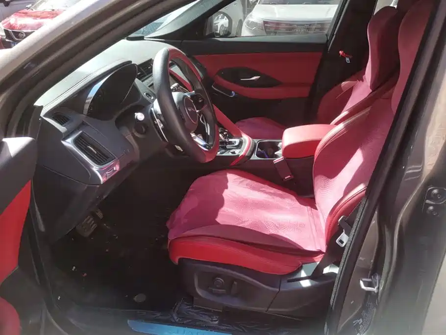 Jaguar E-PACE Jaguar E-PACE
