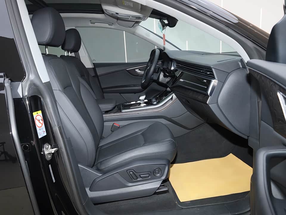 Audi Q8 Audi Q8
