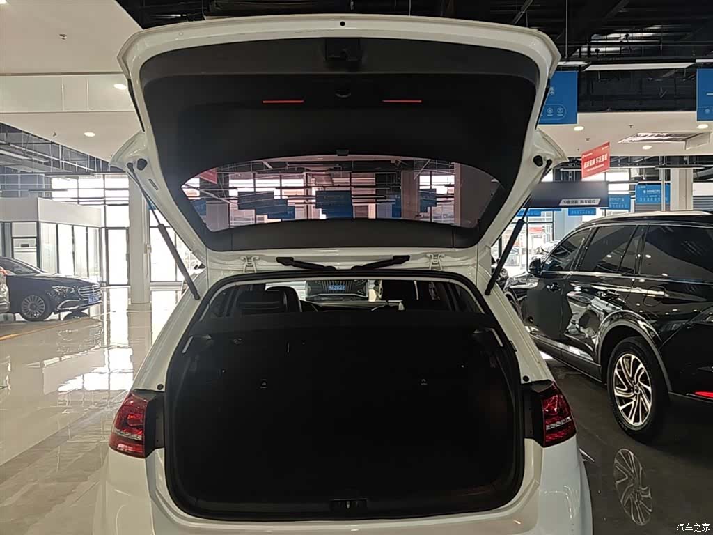Volkswagen Golf, 2017 19