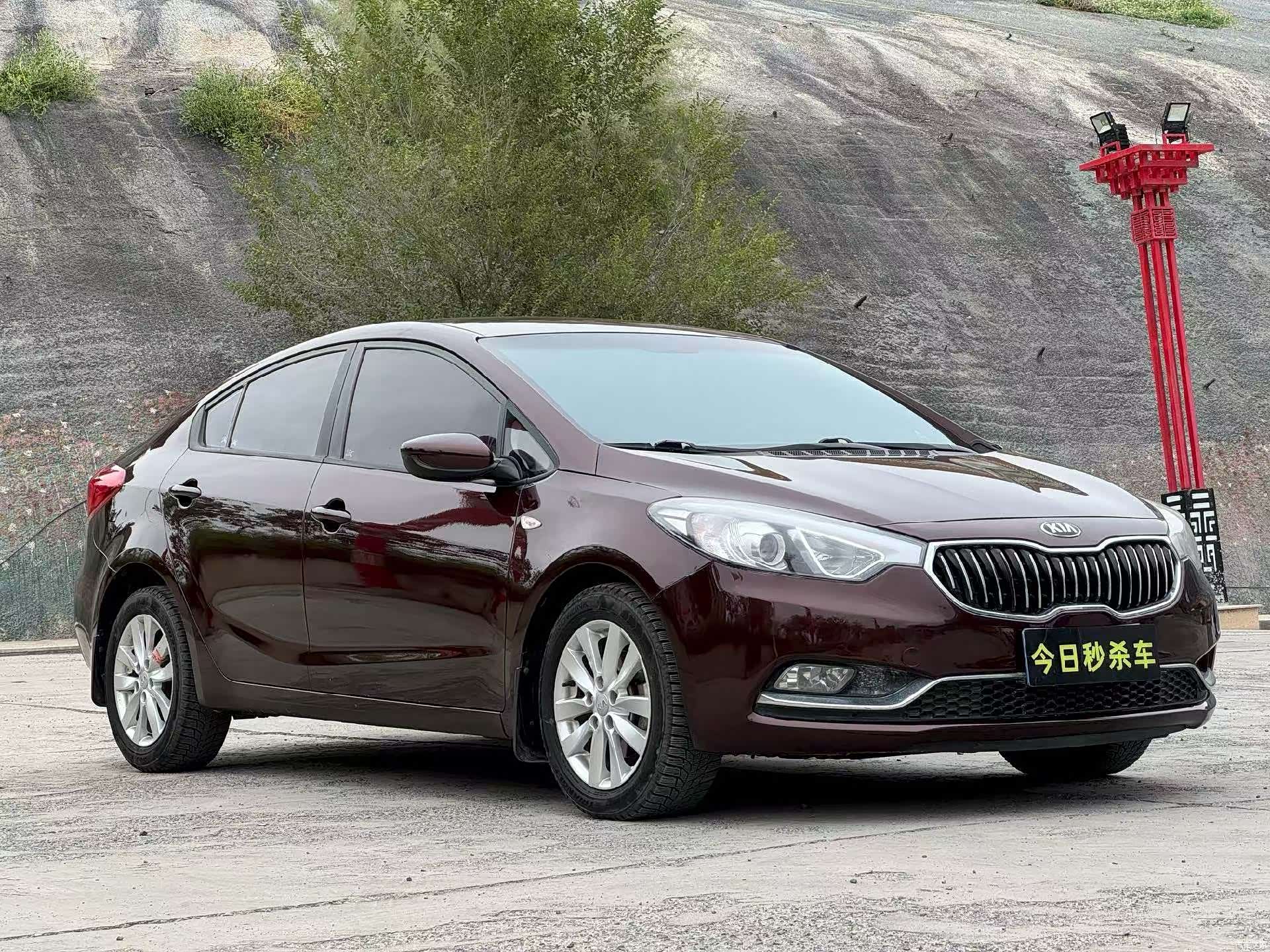 Kia K3, 2013 3