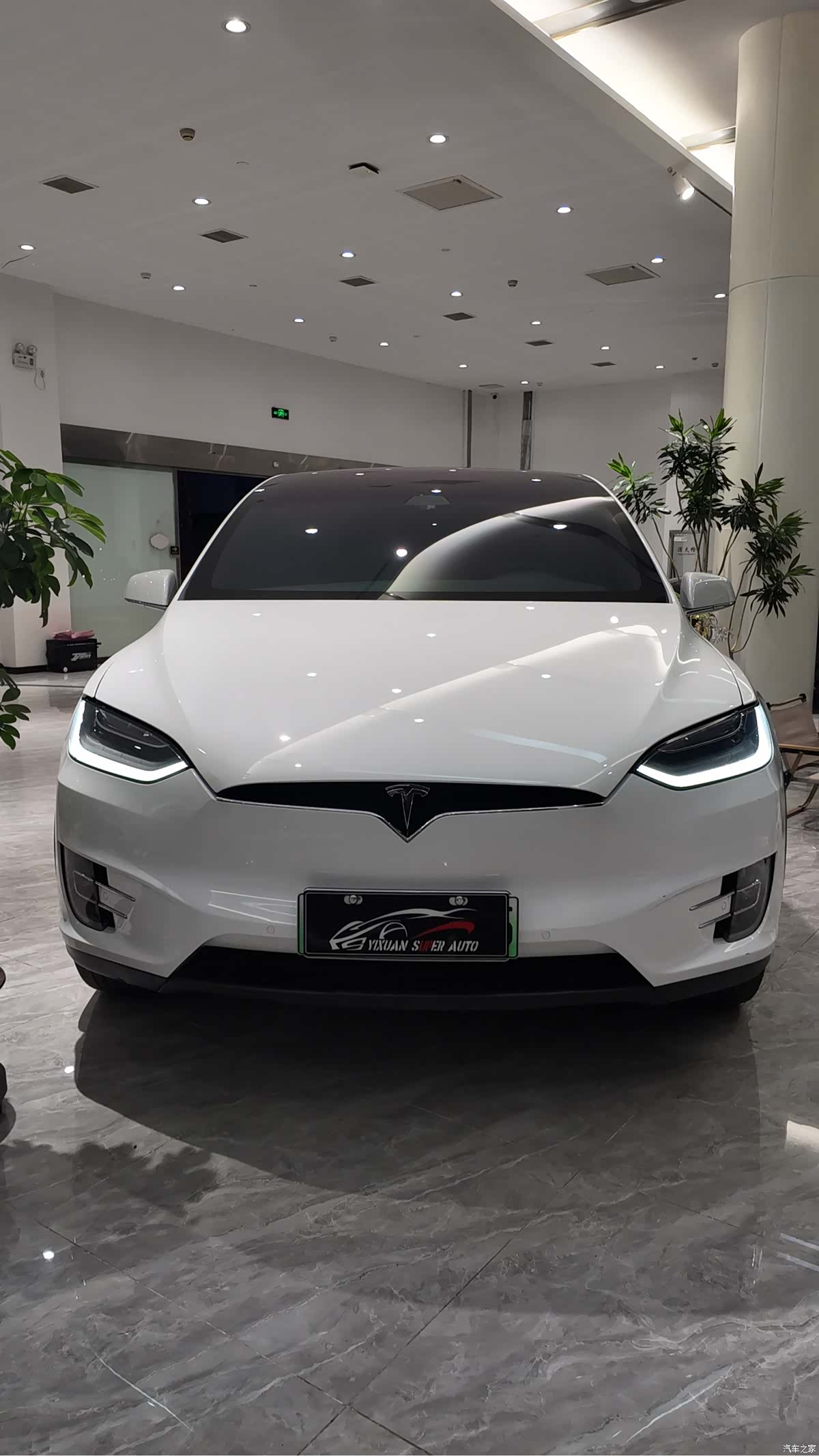 Tesla Model X, 2020 3