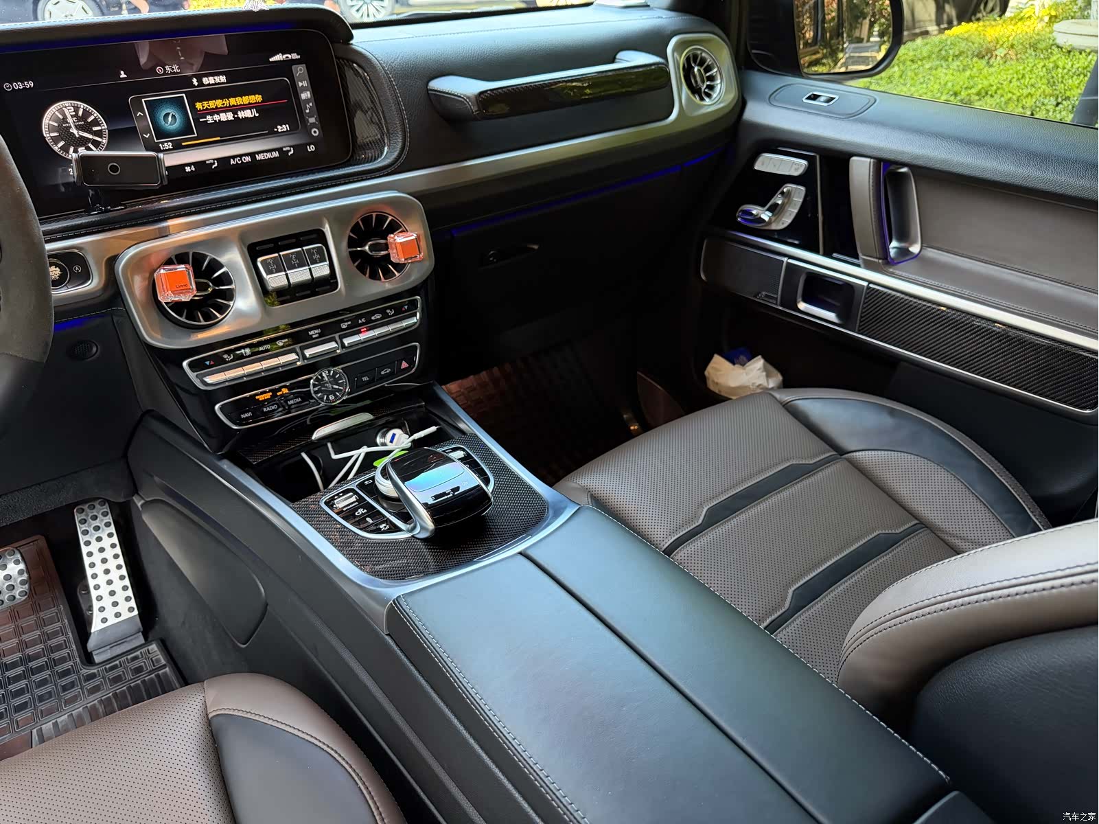 Mercedes-Benz G-Class, 2019 10
