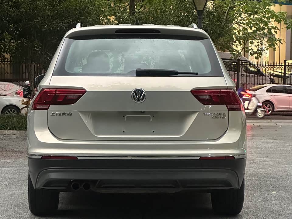 Volkswagen Tiguan L