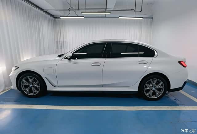 BMW i3, 2025 3