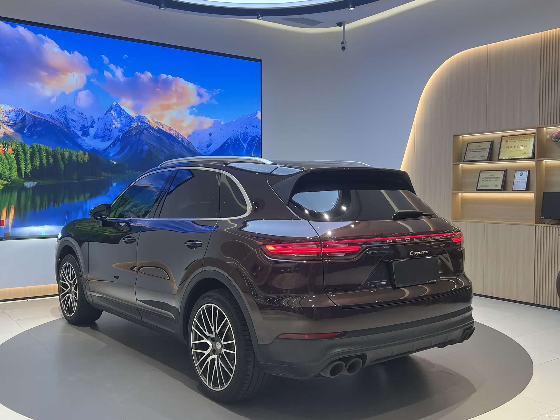 Porsche Cayenne, 2018 7
