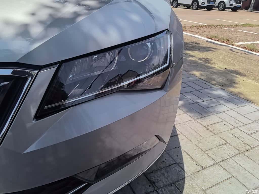 Skoda Superb, 2018 24