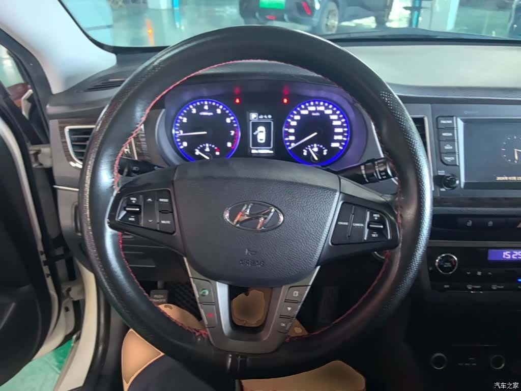 Hyundai GLS, 2016 11