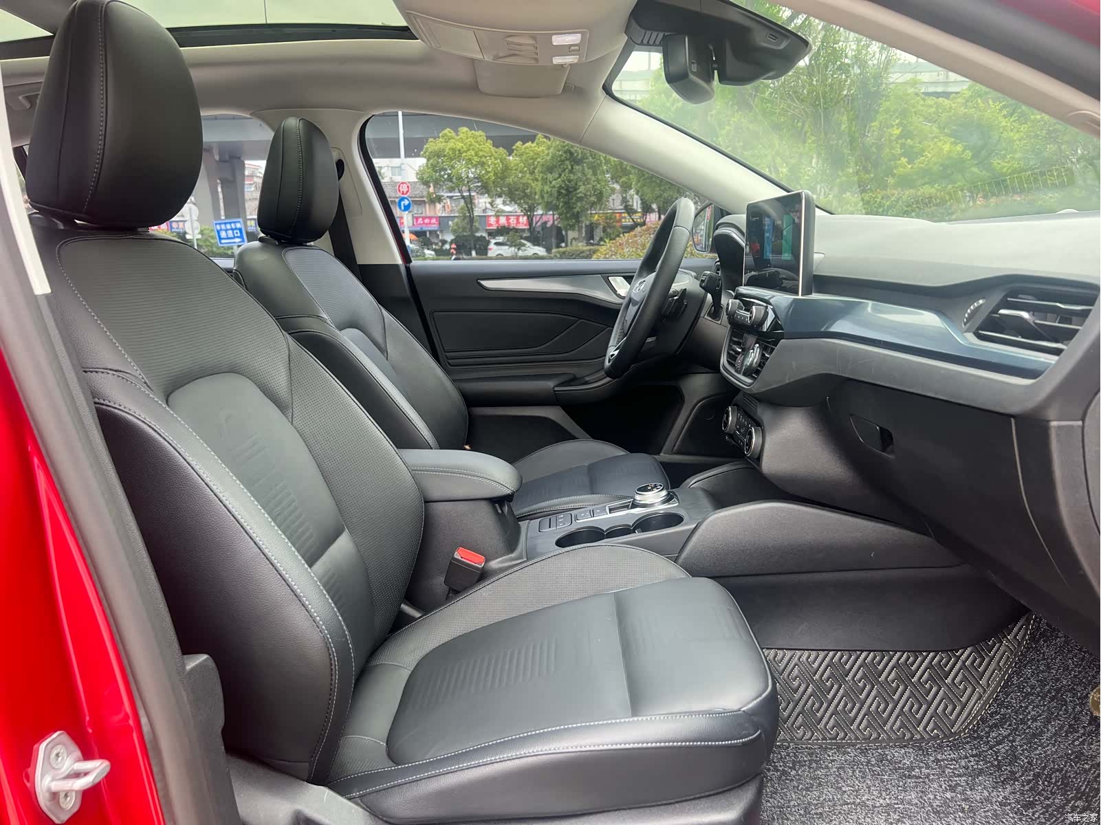 Ford Focus, 2019 14