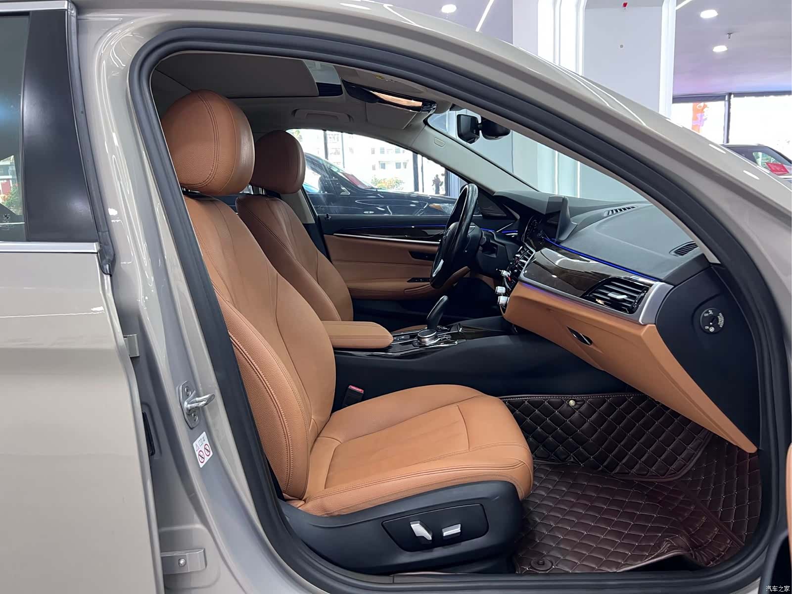 BMW 5 Series, 2017 11