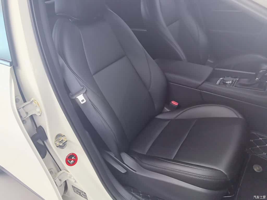 Mazda Mazda3, 2024 25