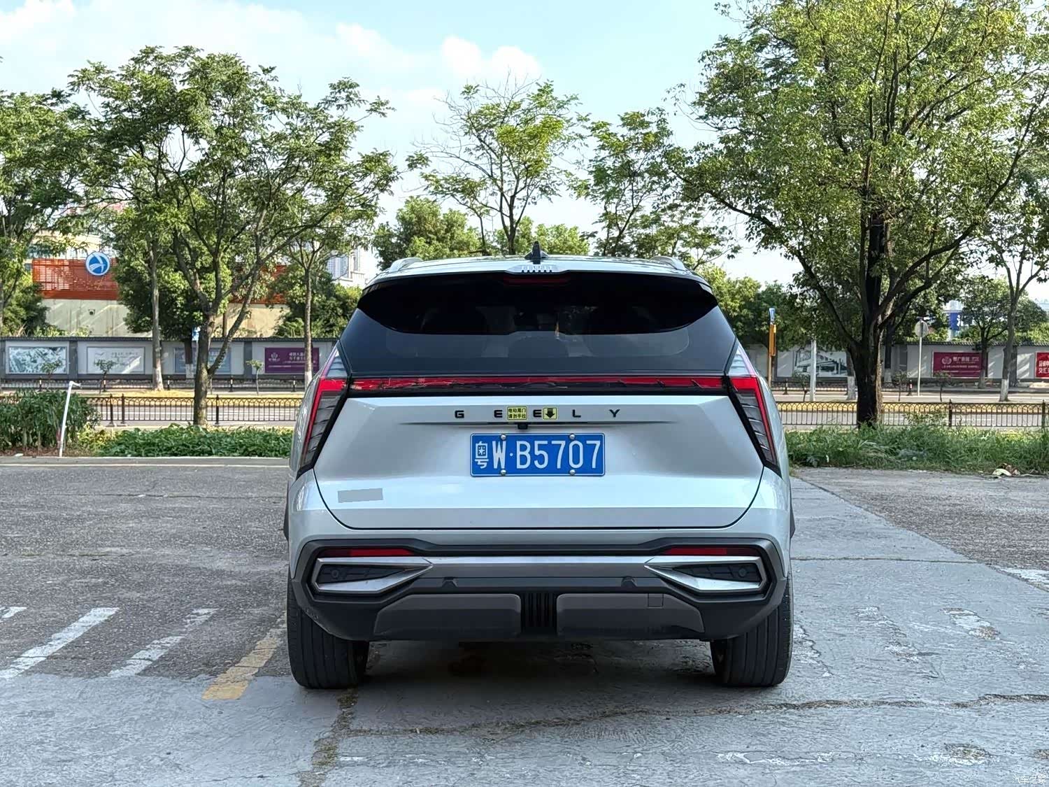 Geely Boyue, 2023 17