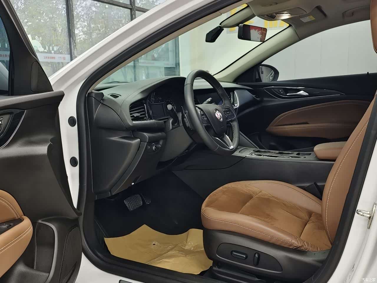 Buick Regal, 2022 все фото