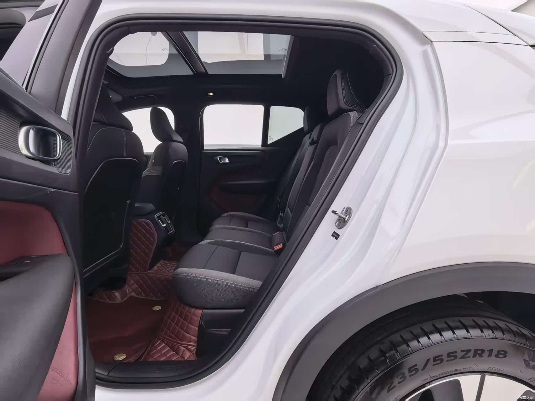 Volvo XC40, 2023 14