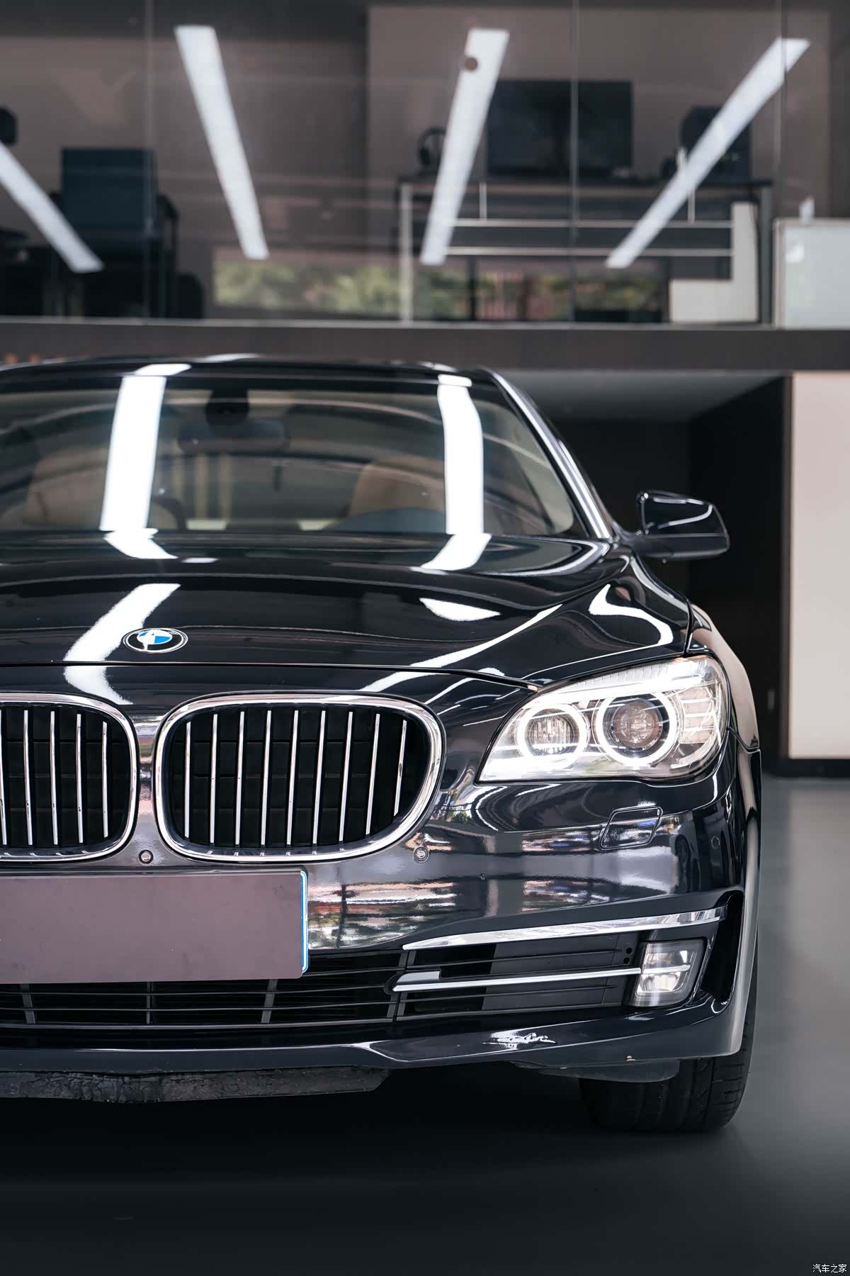 BMW 7 Series, 2011 все фото