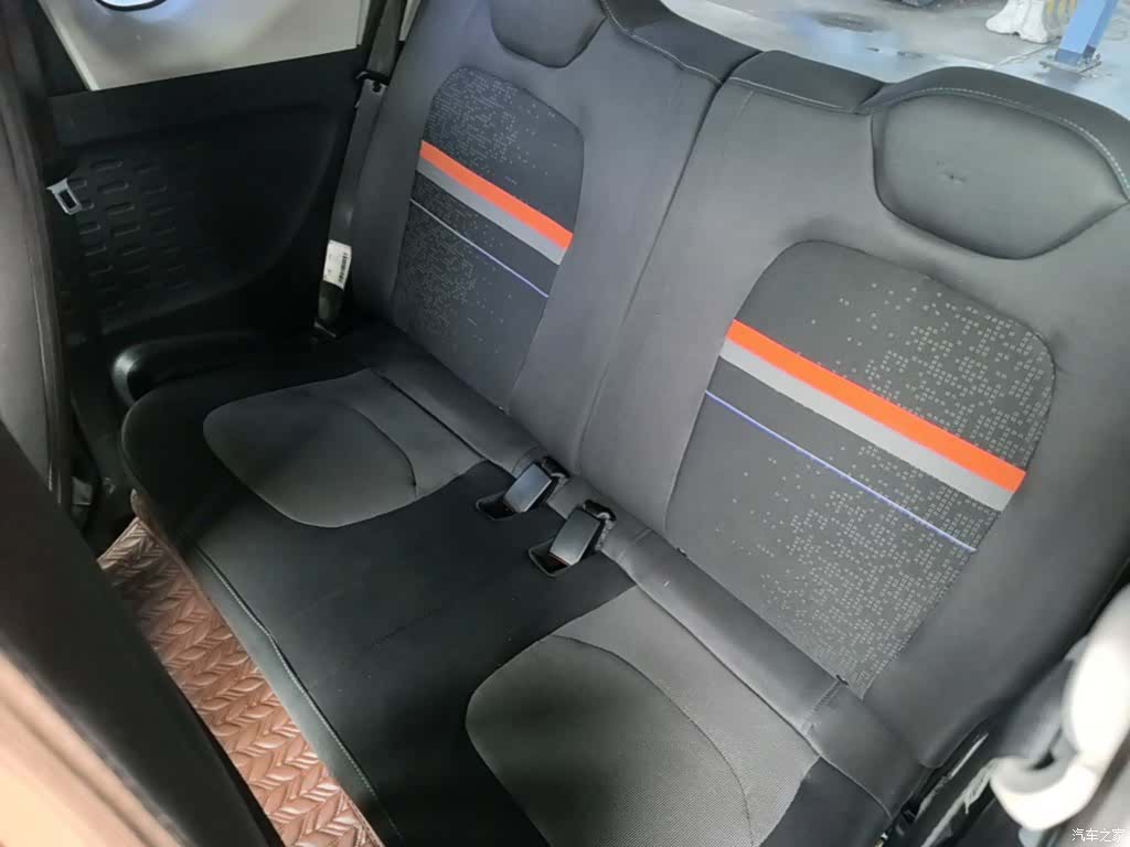 Wuling MINIEV, 2021 13