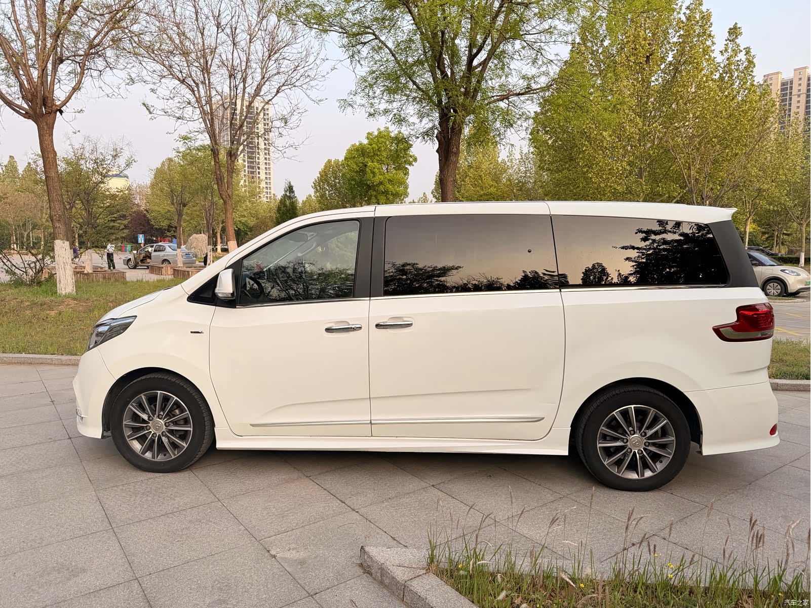 Maxus G10, 2017 8