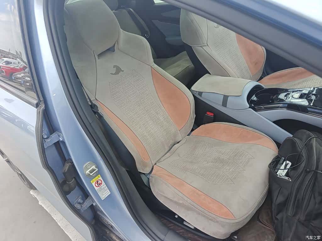 BYD Seal, 2022 25