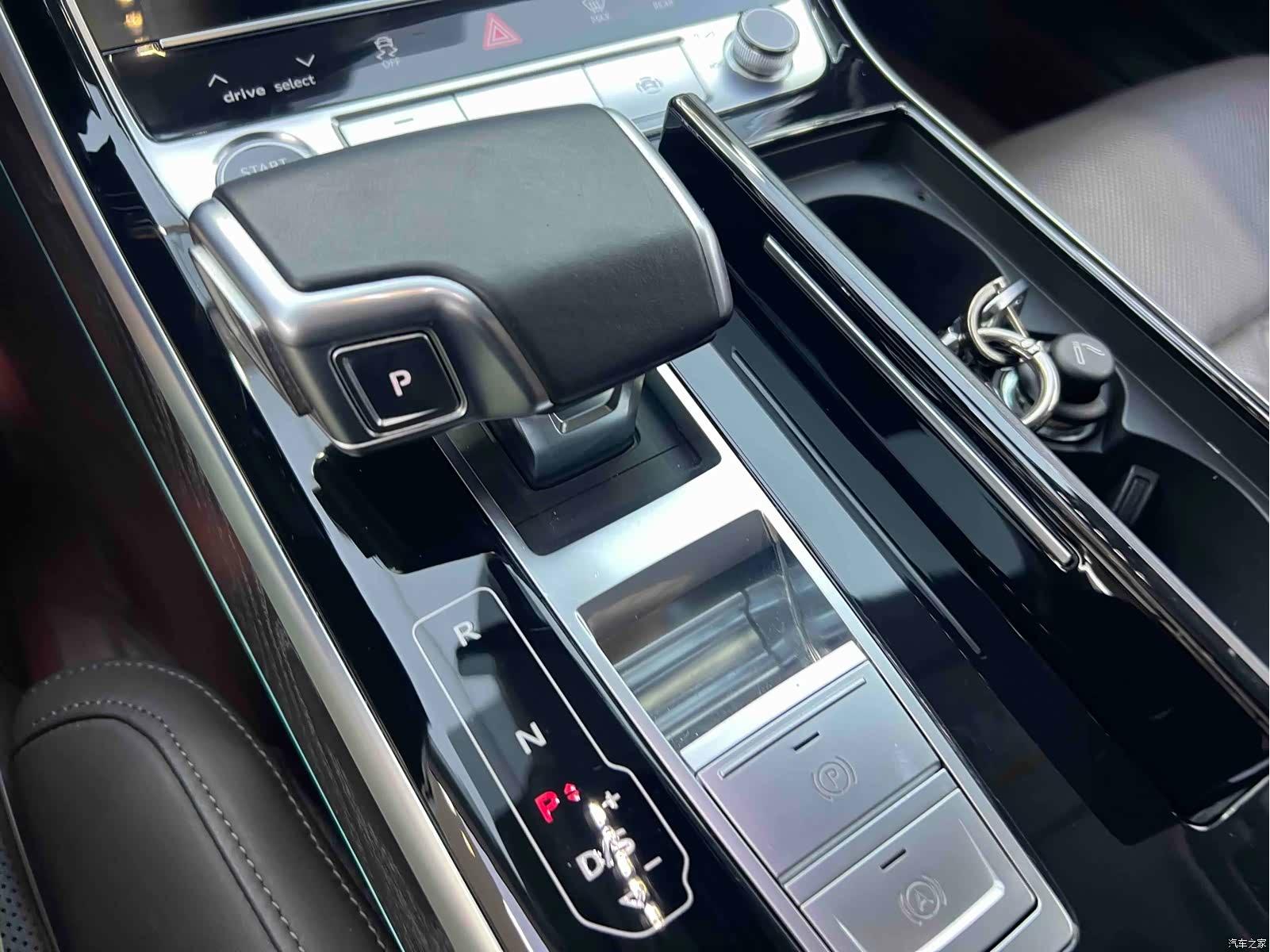 Audi A8L, 2022 17