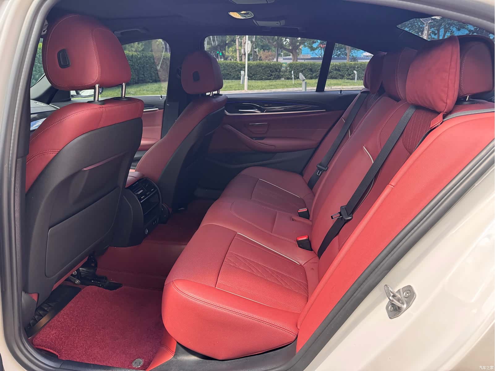 BMW 5 Series, 2022 16