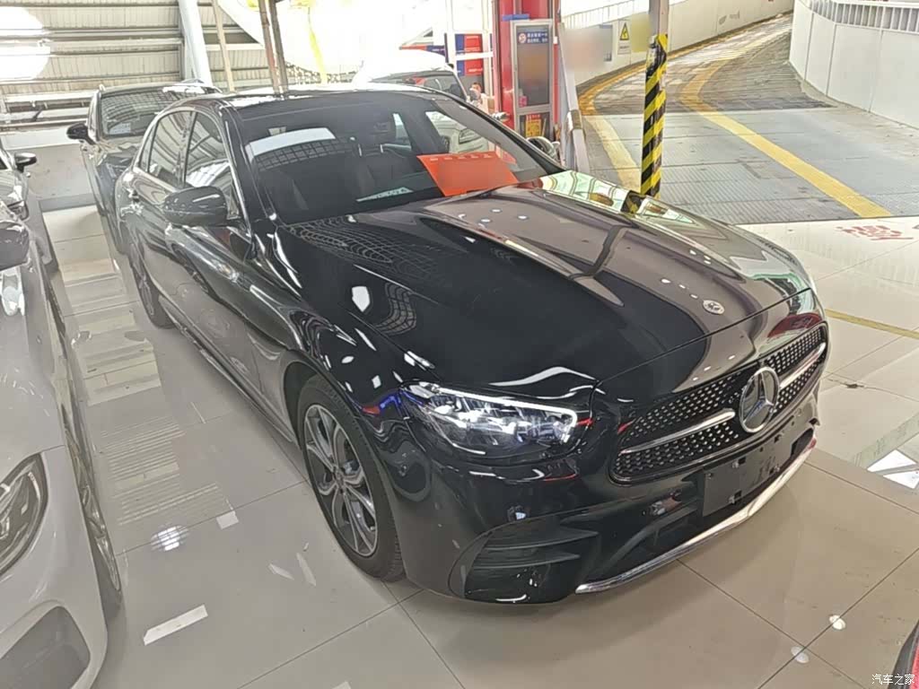 Mercedes-Benz E-Class, 2024 4
