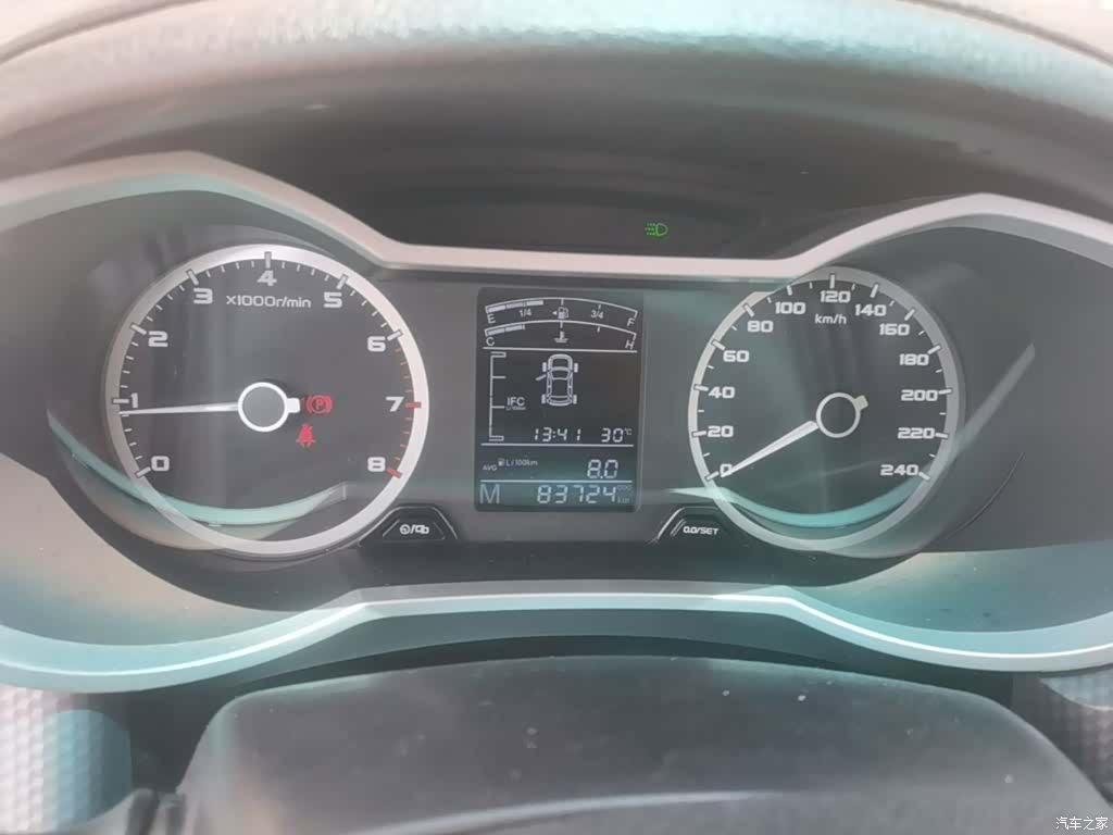 Geely Emgrand, 2018 12