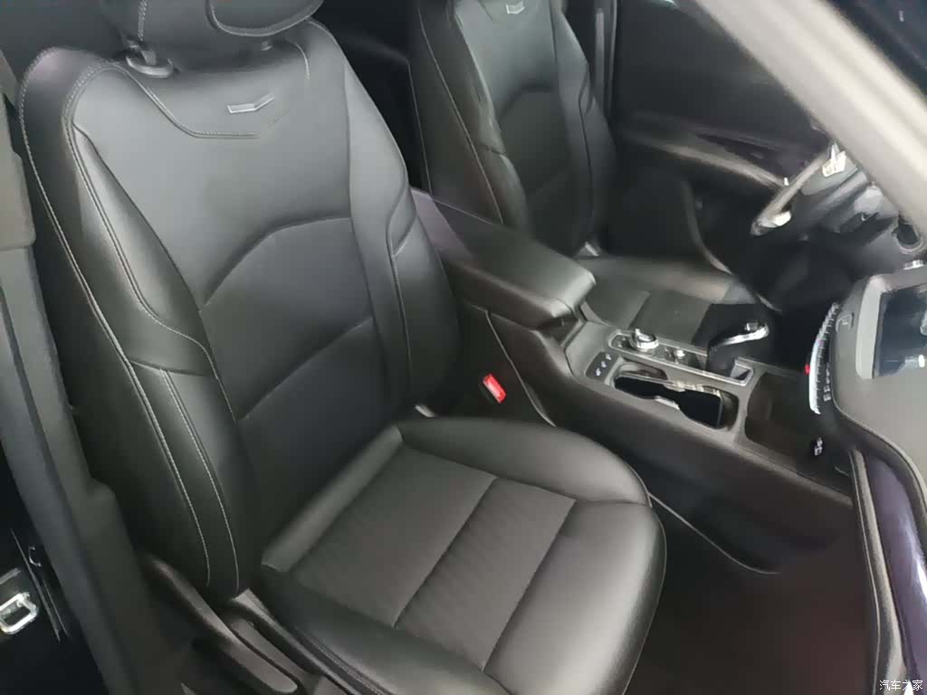 Cadillac XT4, 2021 25