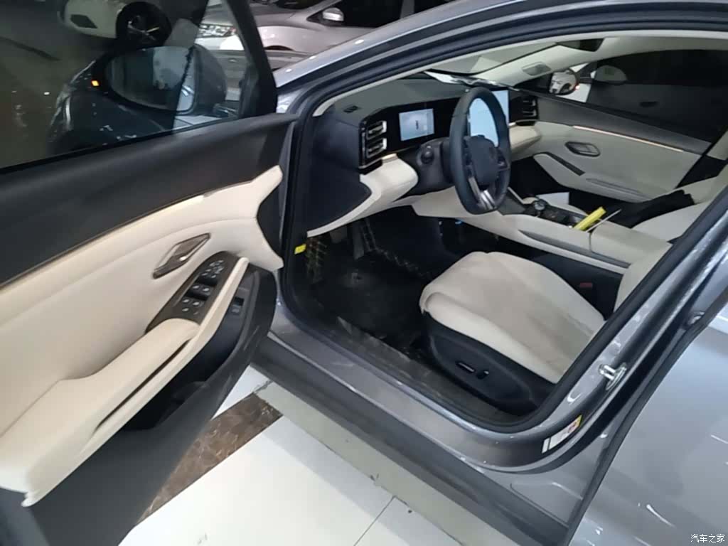 BYD Qin, 2024 15