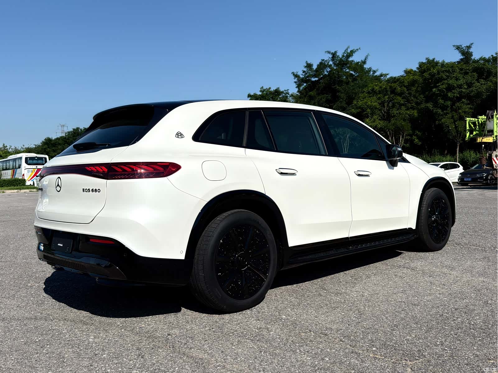 Maybach EQS, 2026 8