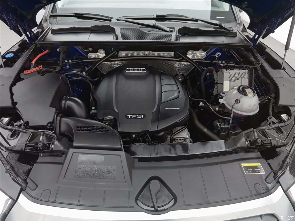 Audi Q5L, 2019 6