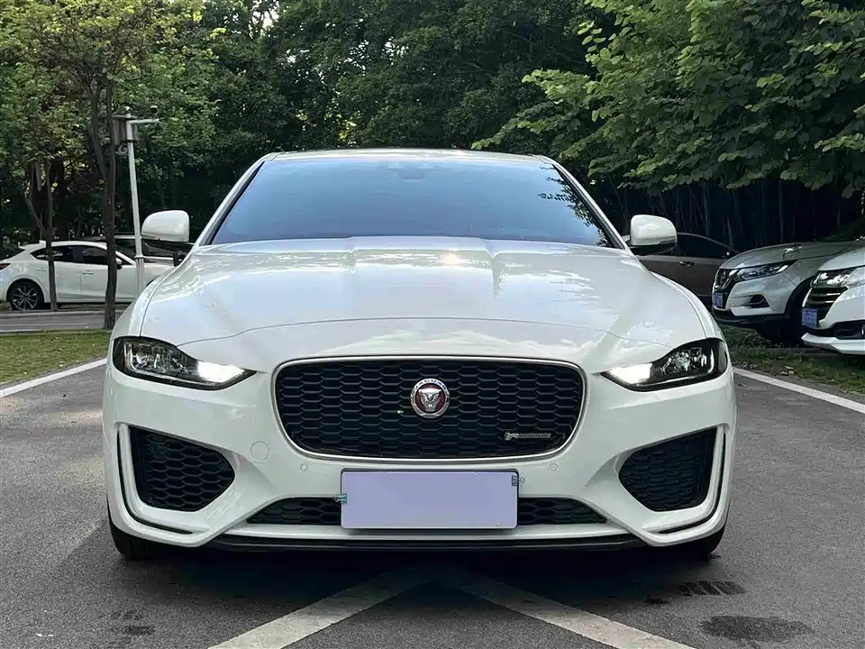 Jaguar XEL