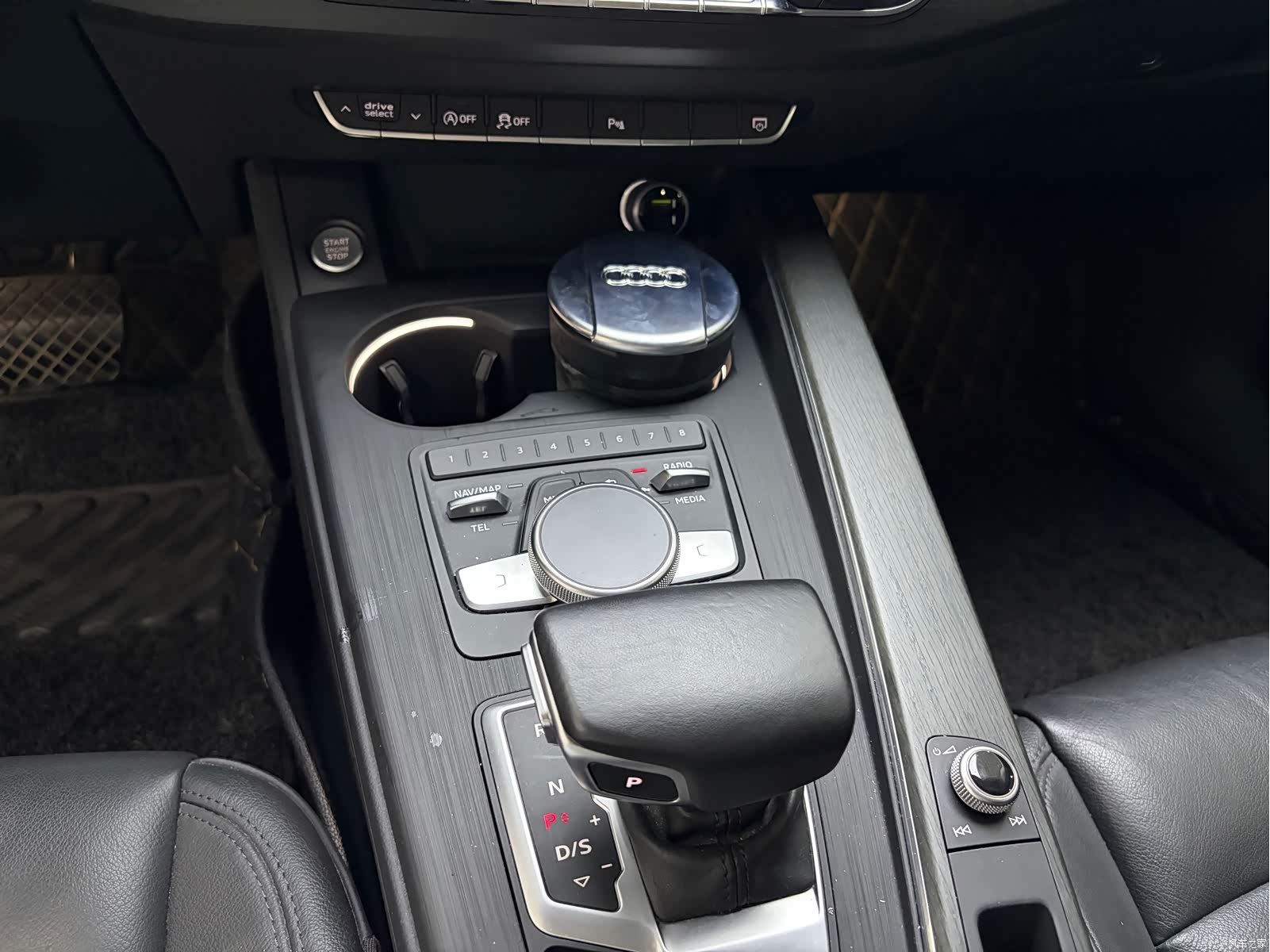 Audi A4L, 2017 13