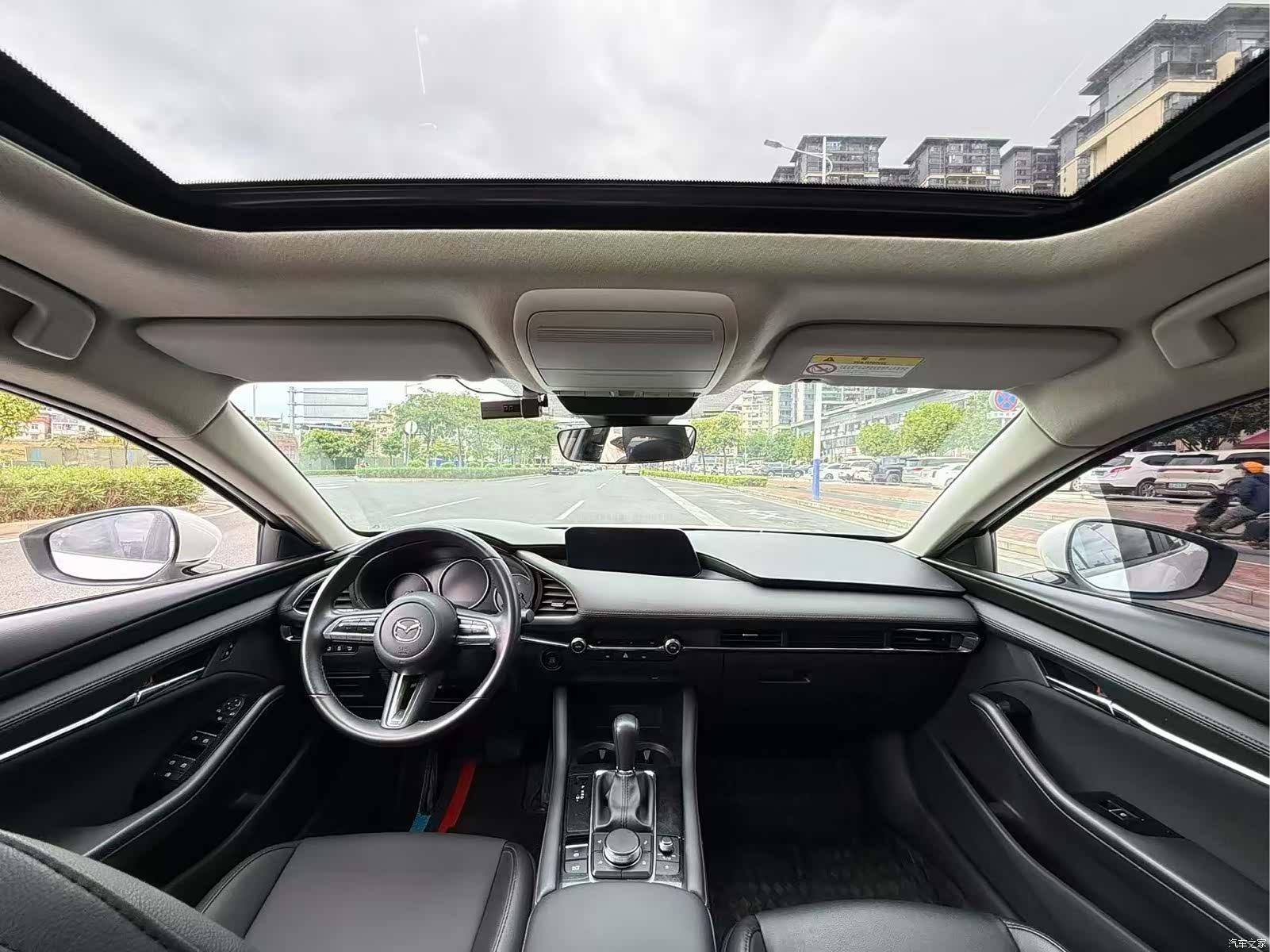 Mazda Mazda3, 2022 все фото
