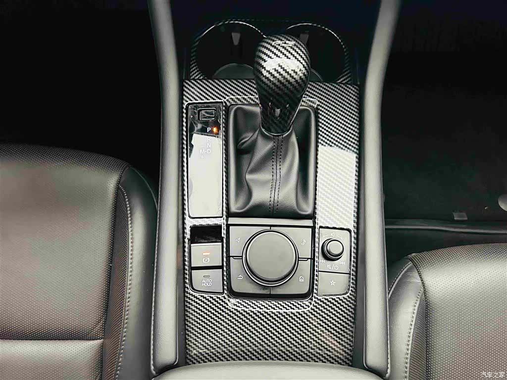 Mazda Mazda3, 2021 17
