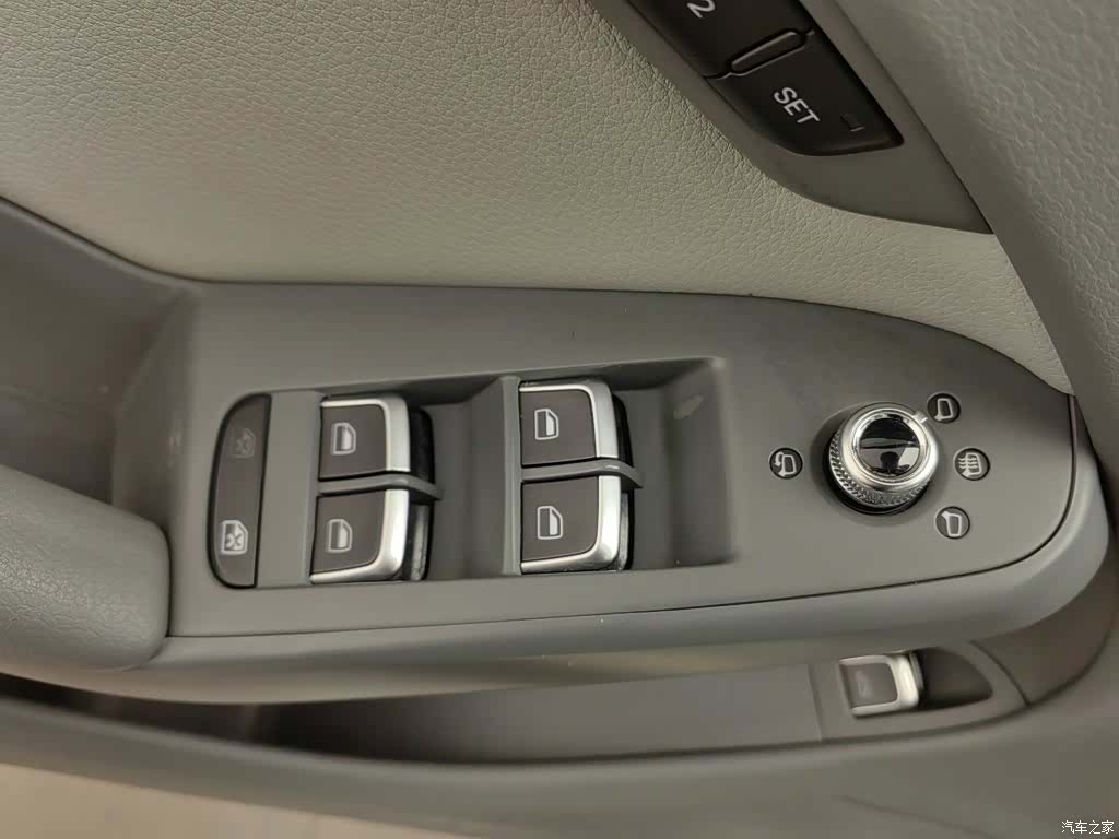 Audi A4L, 2013 9
